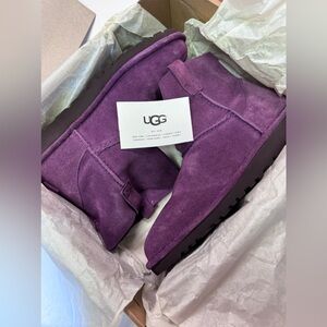 UGG Bethany 1017532 Purple Suede Pull Up Sheepskin Boots/Booties Women’s Size 8